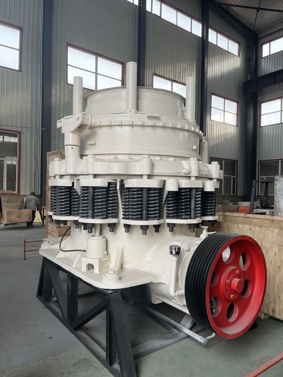 4.25 FT Symons Cone Crusher